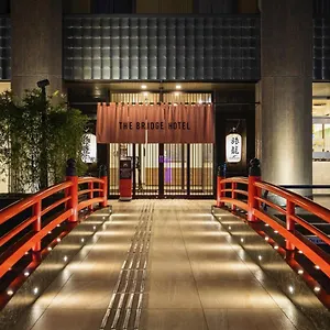 The Bridge Shinsaibashi 4* Ōsaka